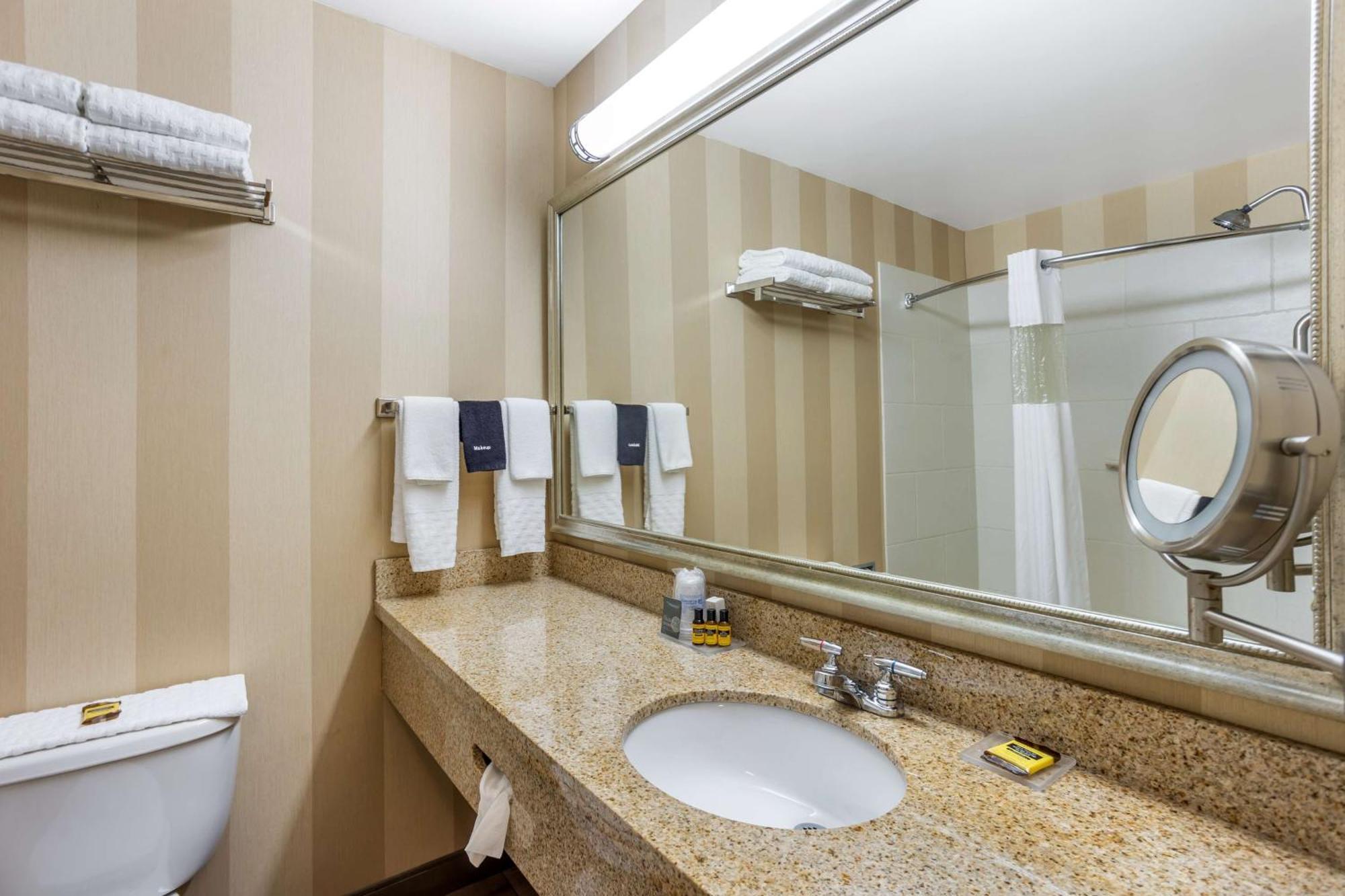 Best Western Plus University Park Inn & Suites State College Luaran gambar